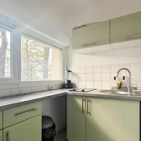 Renove 2026 Parking Gratuit Proche Faculte Et A10 *