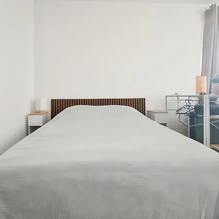 Renove 2026 Parking Gratuit Proche Faculte Et A10 Apartman *