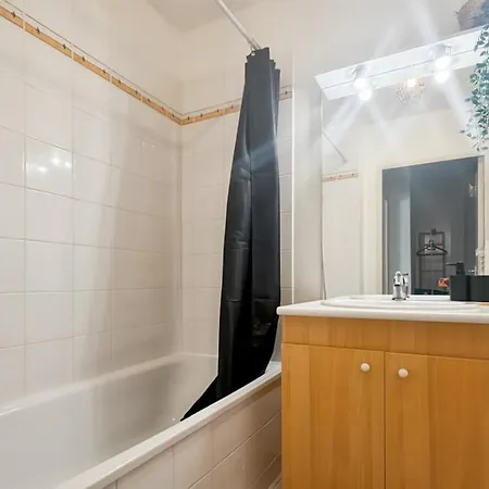 Renove 2026 Parking Gratuit Proche Faculte Et A10 Apartman *