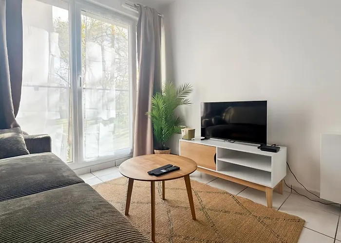 Renove 2026 Parking Gratuit Proche Faculte Et A10